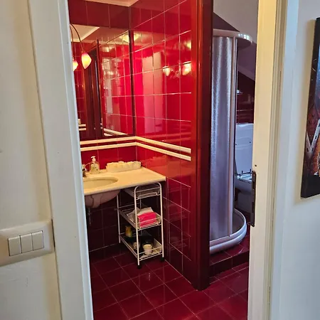 In Centro A 2 Passi Dal Po 아파트